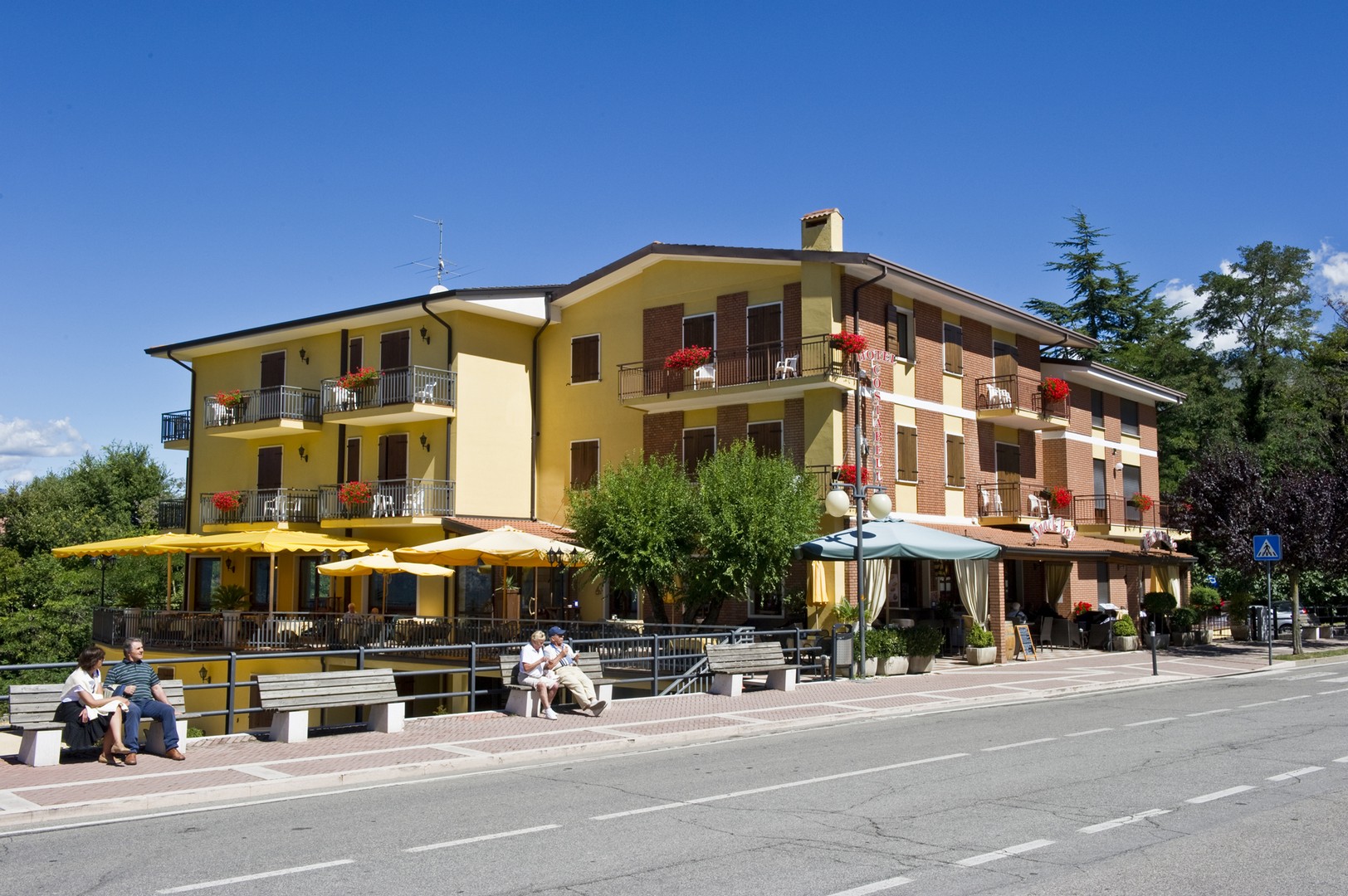 San Zeno di Montagna Hotel Costabella*** Consultour specialista
